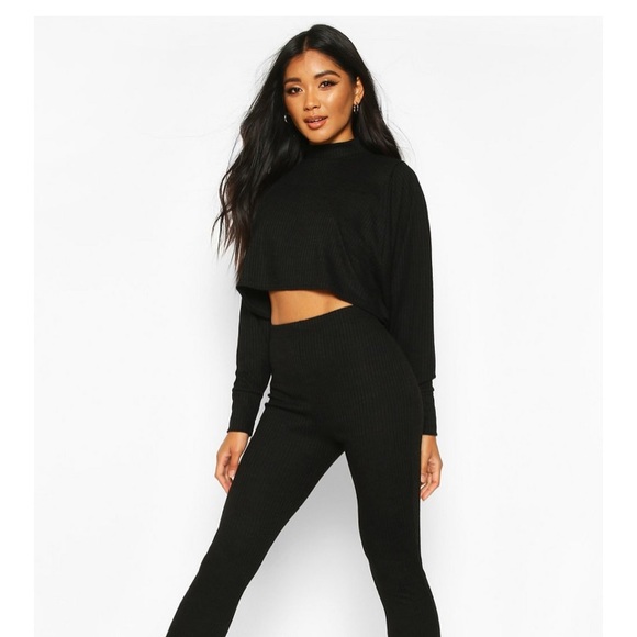 Lounge Set - Picture 2 of 4